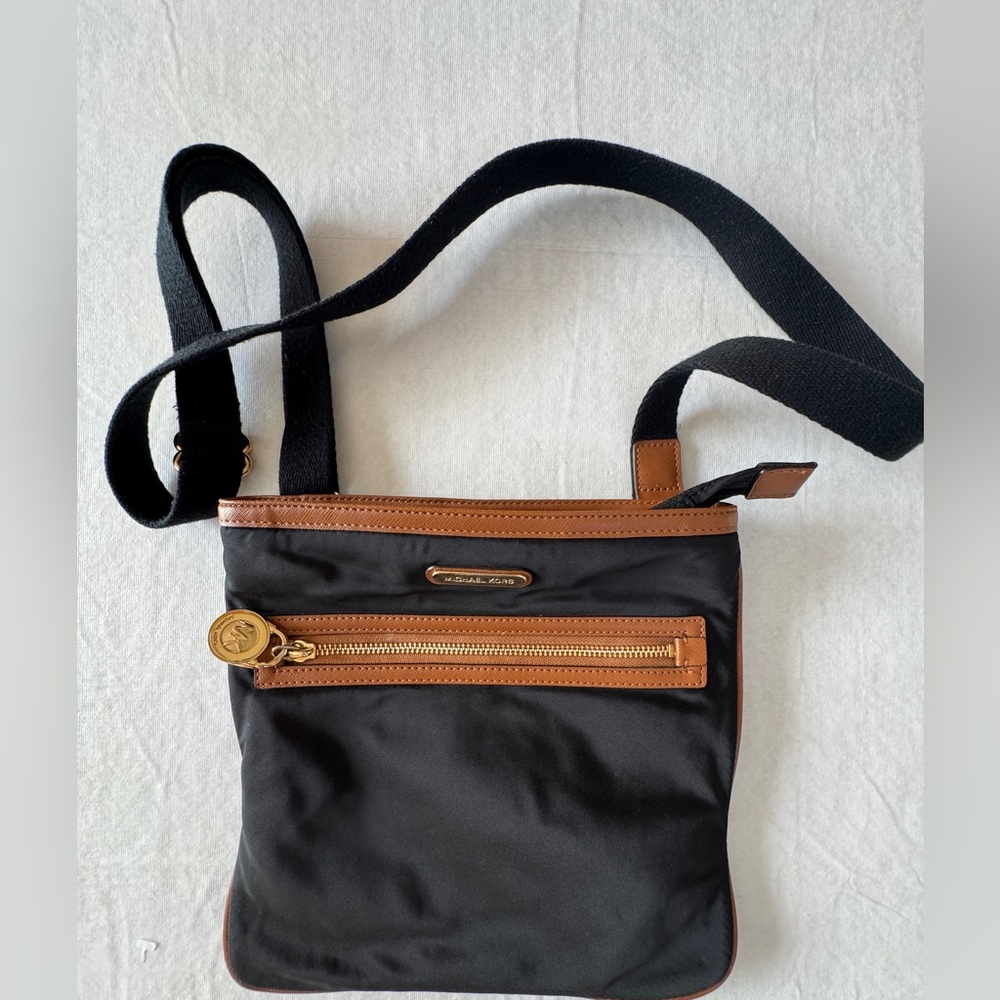 Michael Kors Kempton  Black & Brown , Nylon & Leather Crossbody Bag